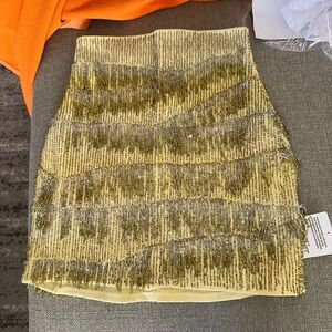 NWT NEVER WORN YELLOW SEQUIN FRINGE SKIRT